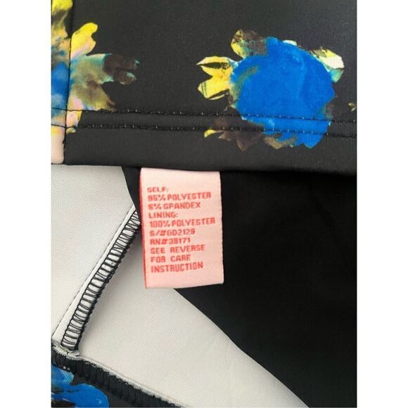 Fifth City Black‎ Floral Zip Front Dress - Picture 4 of 4